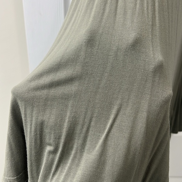 American eagle green loose fitting dress - Picture 5 of 7